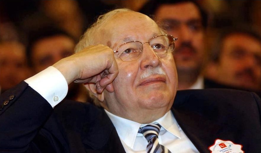 AZİZ ERBAKAN HOCAMIZA ATFEN-ÖZLEM ŞİİRİ